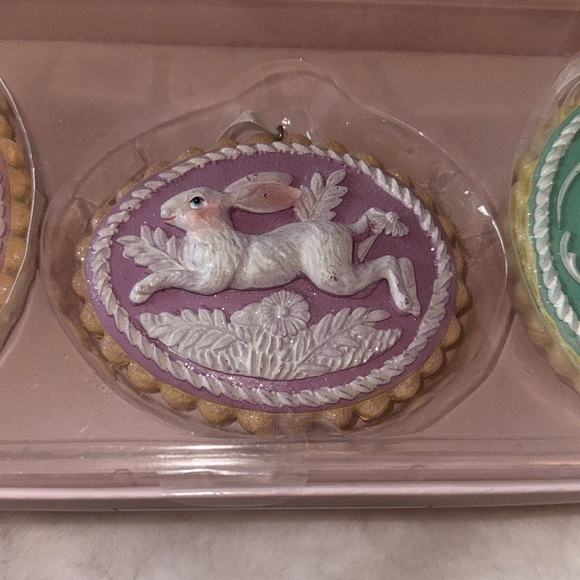 3 Springtime Bunny Ornaments 3D Flowers Butterfly Sparkle - Picture 8 of 10